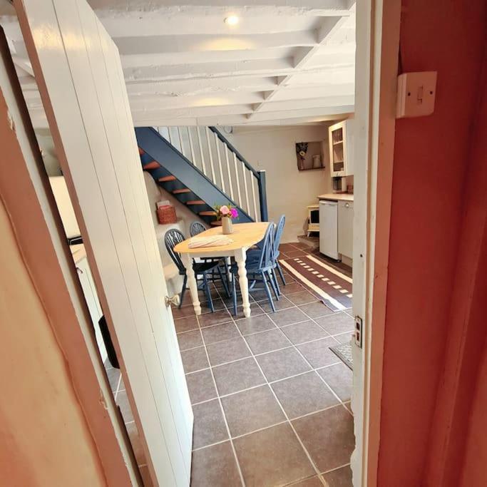 Mill Cottage Garden Annexe نيوتن أبوت المظهر الخارجي الصورة